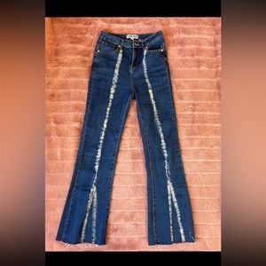 I.am.gia savannah mid-rise flare Jeans- size xs